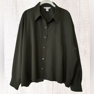 Athleta Cropped Stretch Tech Top Button Down Aspen Olive Green Size XL
